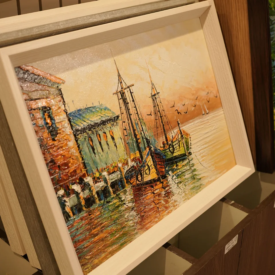 Synthetic Frame — Neeha Arts